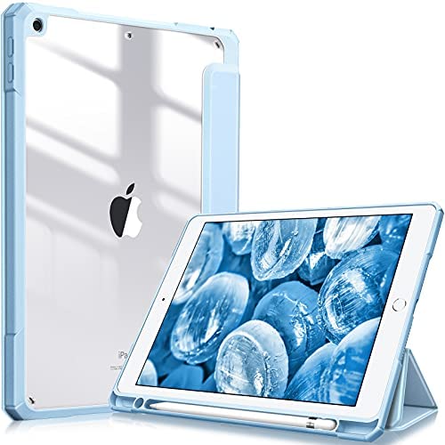 FINTIE Custodia per iPad 10.2 Pollici 9a / 8a / 7a Generazione (2021 2020 2019) – [Built-in Pencil Holder] Antiurto Sottile Case Posteriore Trasparente Cover con Auto Sveglia/Sonno, Cielo Blu